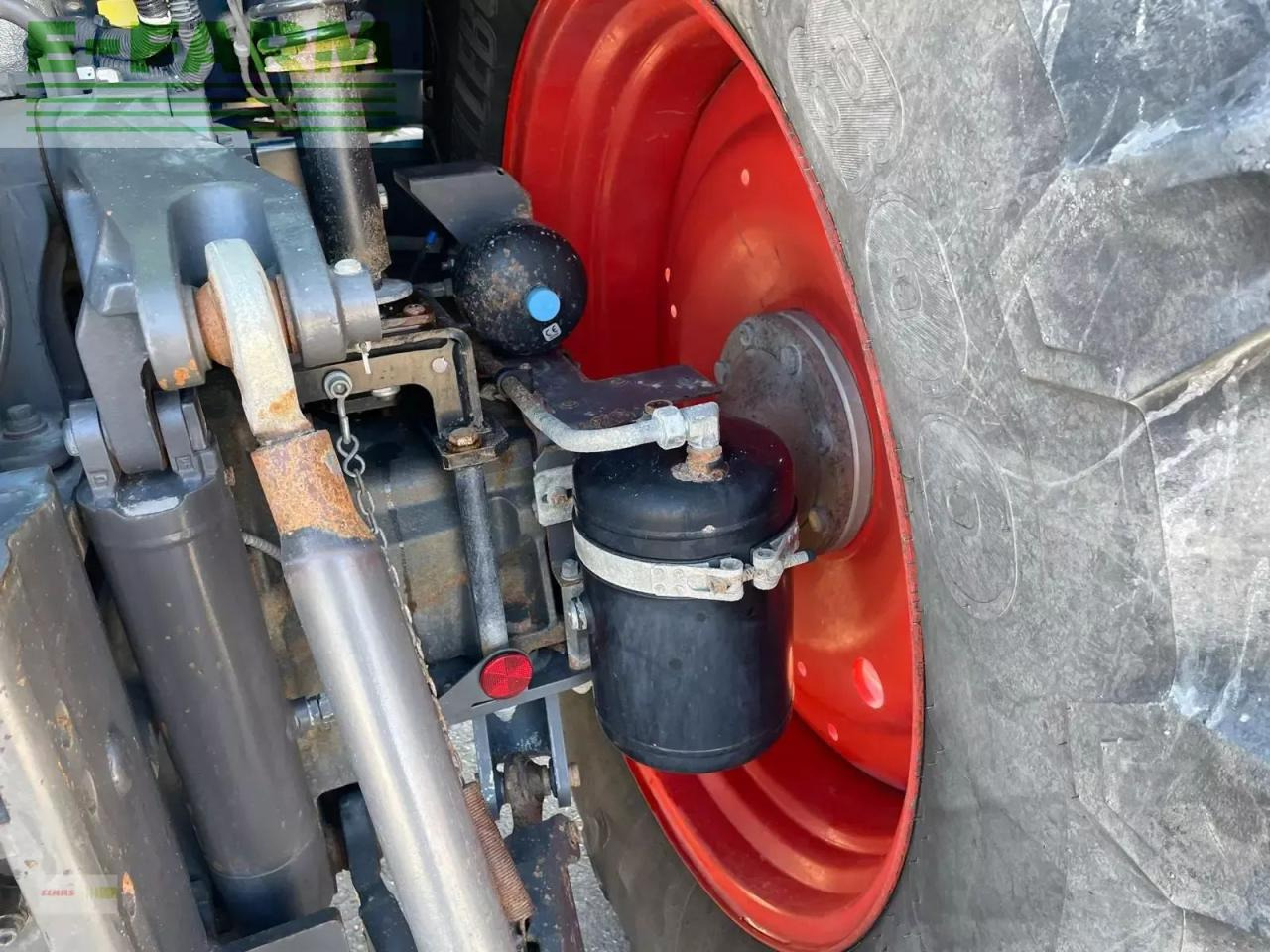 Tracteur agricole CLAAS arion 650 cis+ CIS+