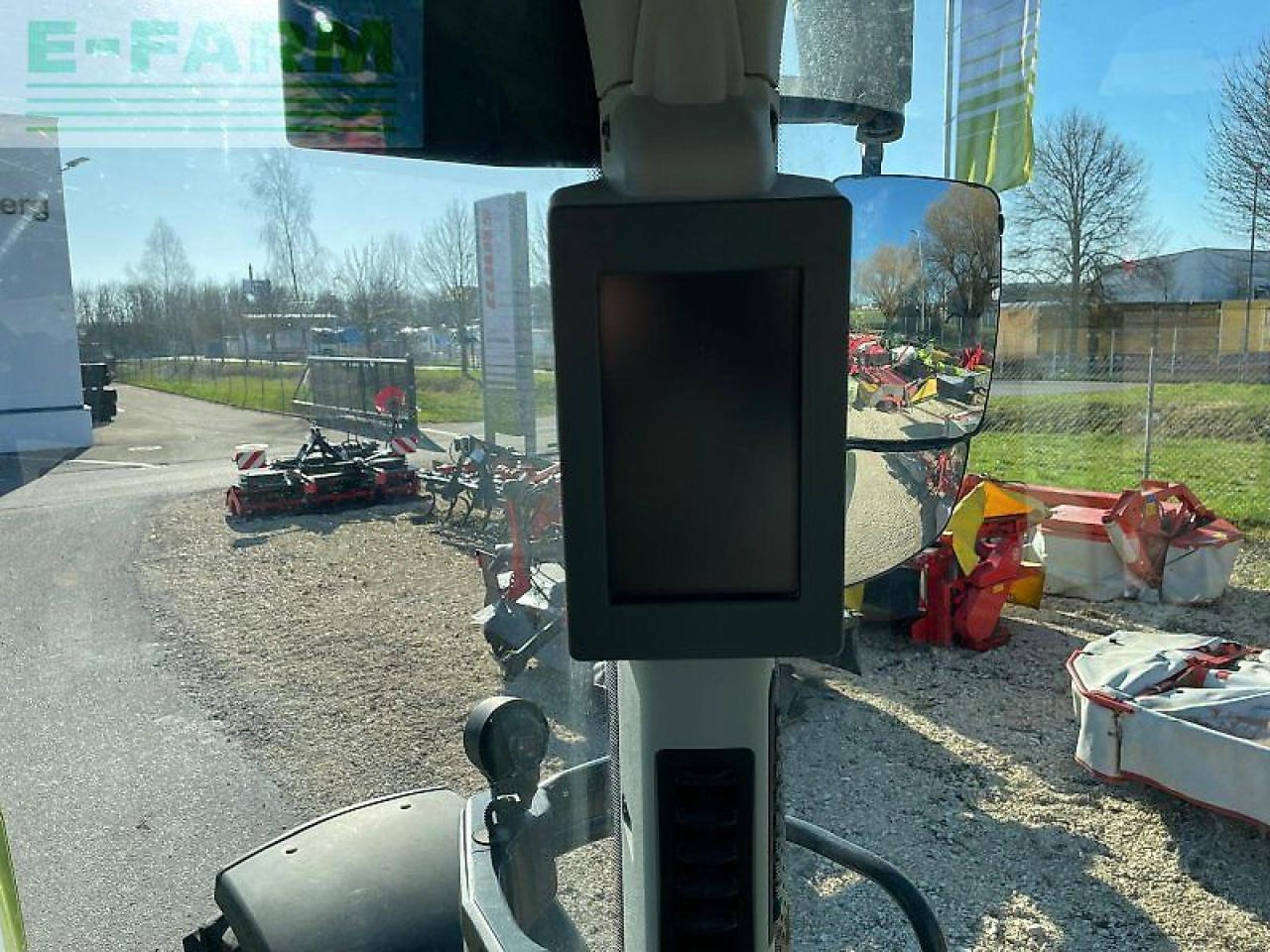 Tracteur agricole CLAAS arion 650 cis+ CIS+