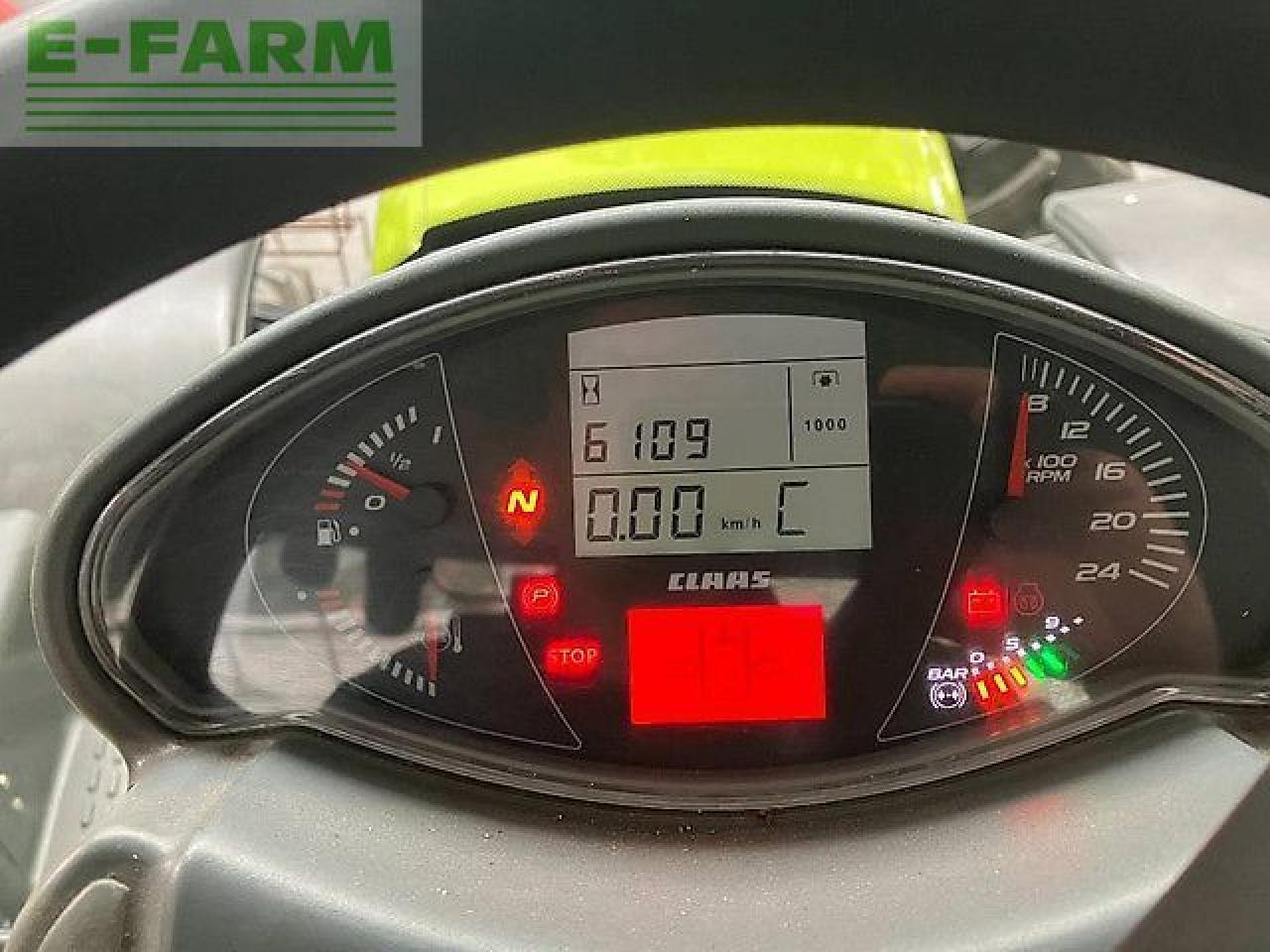 Tracteur agricole CLAAS arion 650 cis CIS