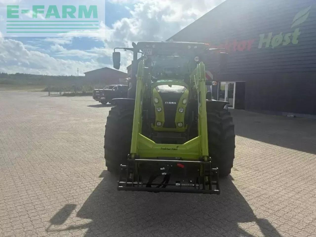 Tracteur agricole CLAAS arion 650 cis+ CIS+