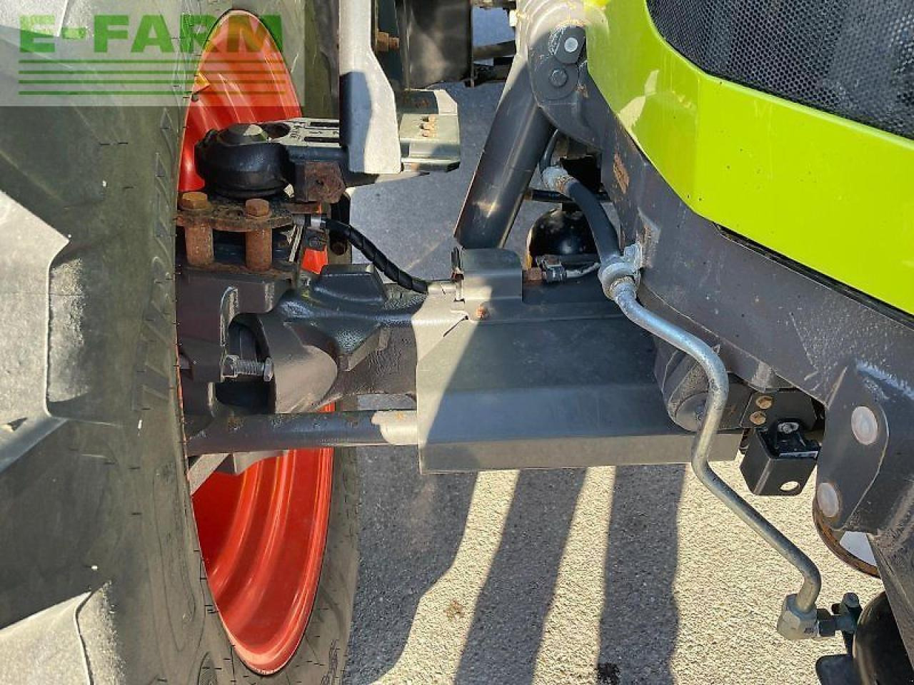Tracteur agricole CLAAS arion 650 cis+ CIS+