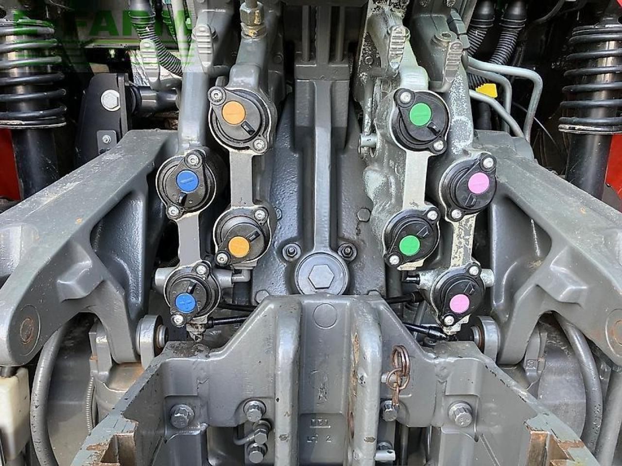 Tracteur agricole CLAAS arion 650 cis + fl140 CIS+