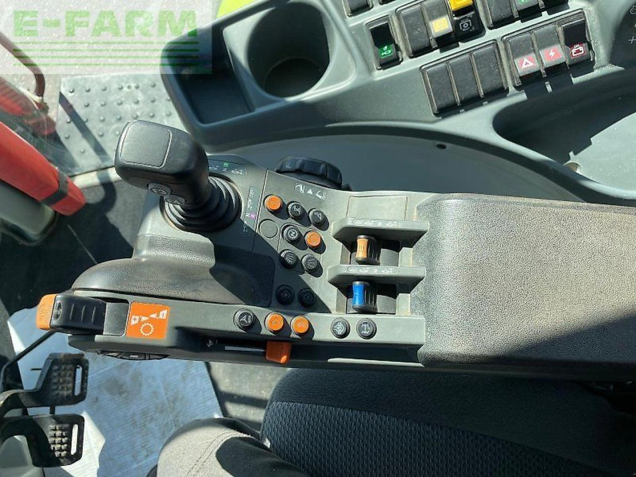 Tracteur agricole CLAAS arion 650 cis+ mit fl CIS+
