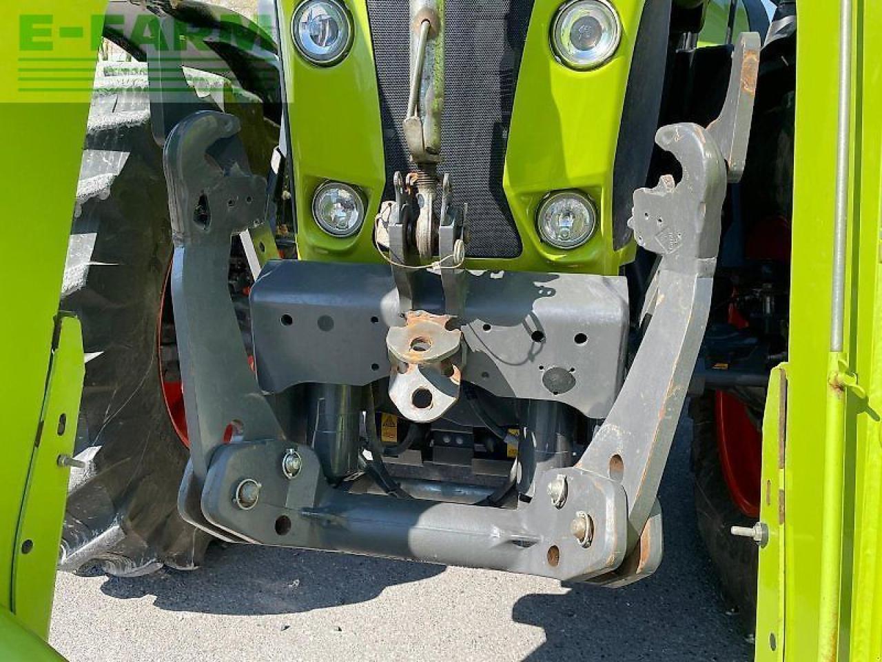 Tracteur agricole CLAAS arion 650 cis+ mit fl CIS+