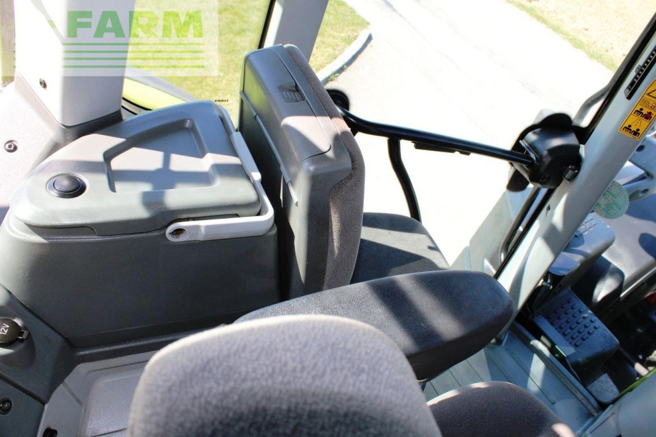 Tracteur agricole CLAAS arion 650 cmatic CMATIC