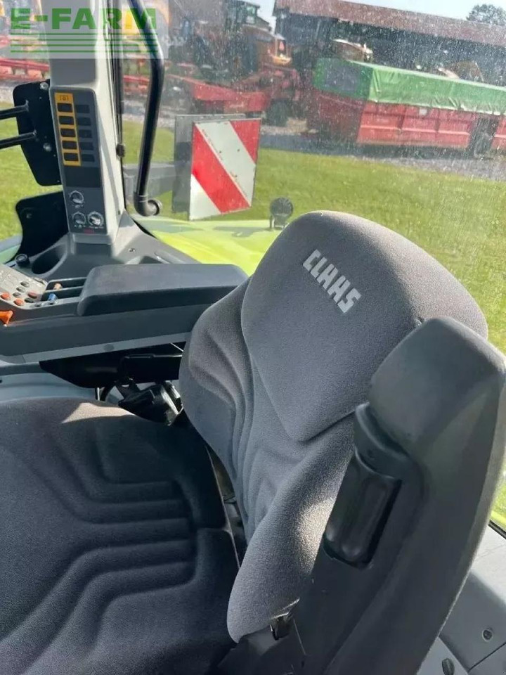 Tracteur agricole CLAAS arion 650 cmatic CMATIC