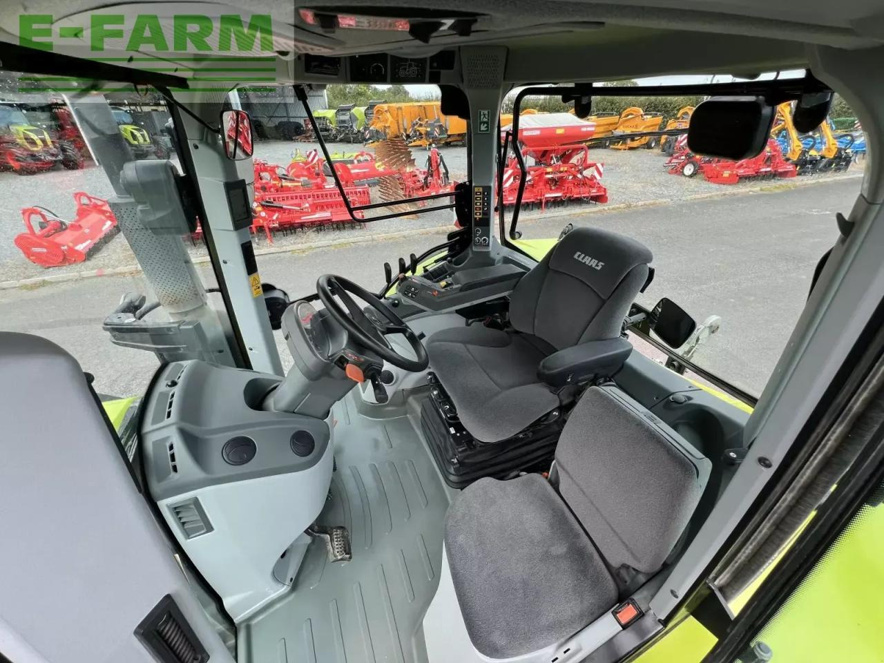 Tracteur agricole CLAAS arion 650 concept