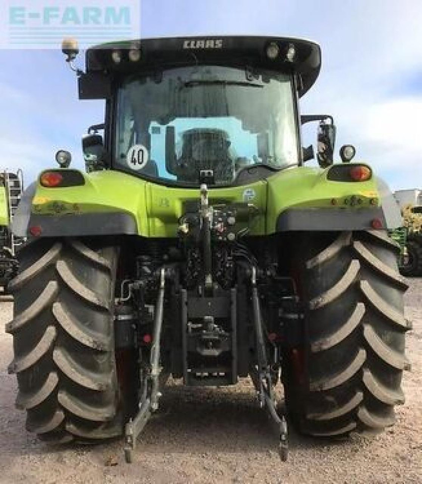 Tracteur agricole CLAAS arion 650 hexa