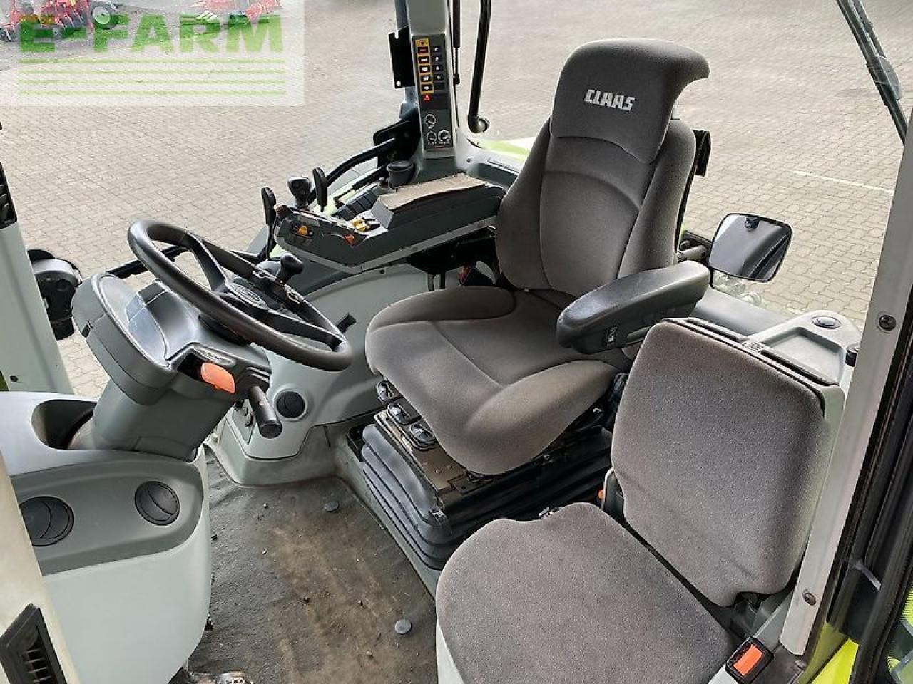 Tracteur agricole CLAAS arion 650 hexashift cis HEXASHIFT CIS