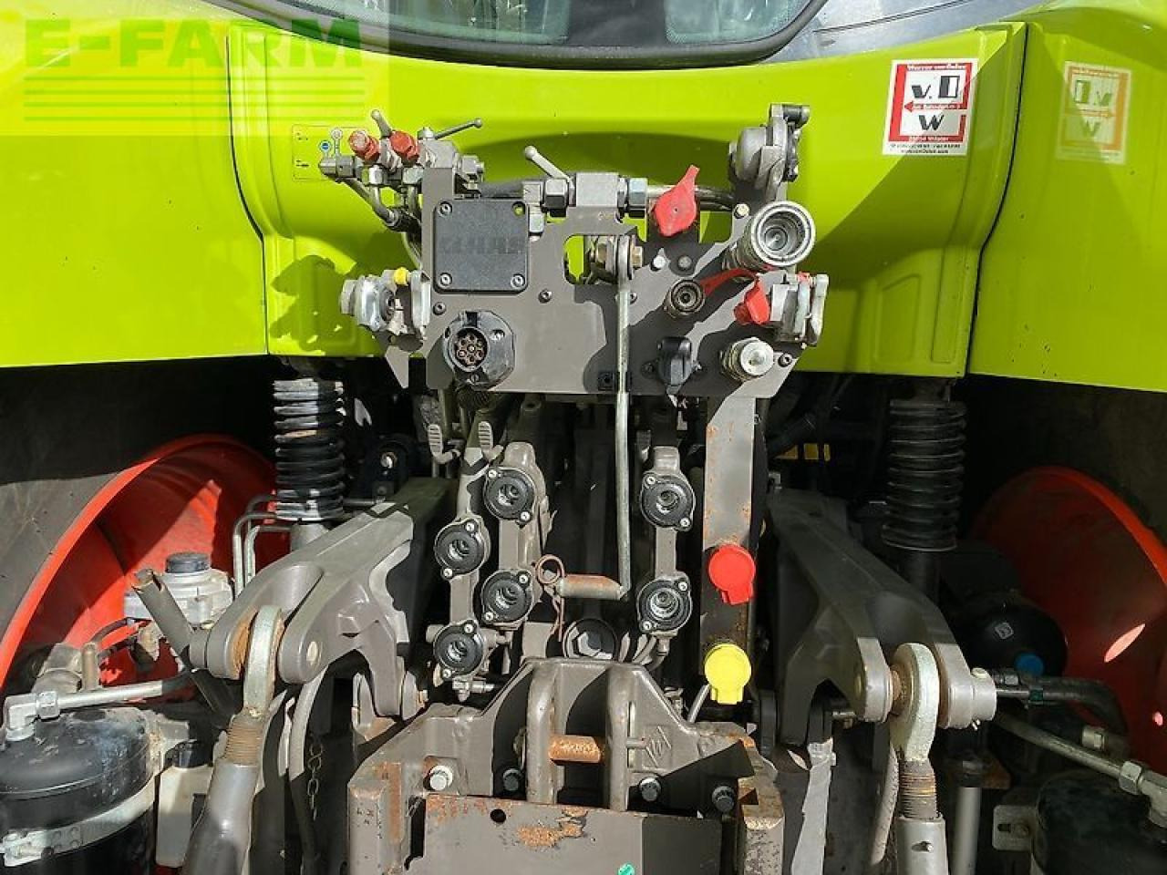 Tracteur agricole CLAAS arion 650 hexashift cis HEXASHIFT CIS