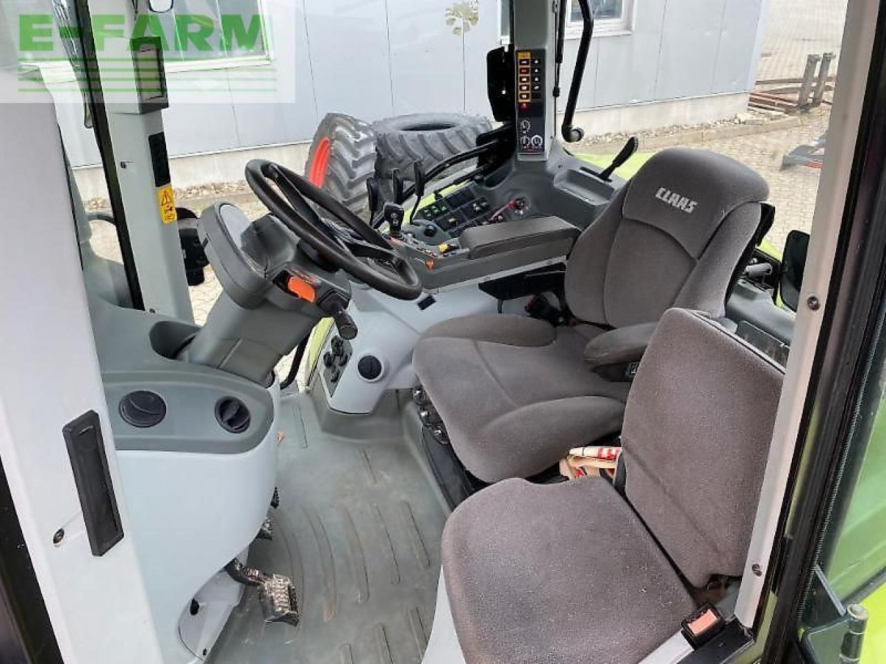 Tracteur agricole CLAAS arion 650 st4 hexa