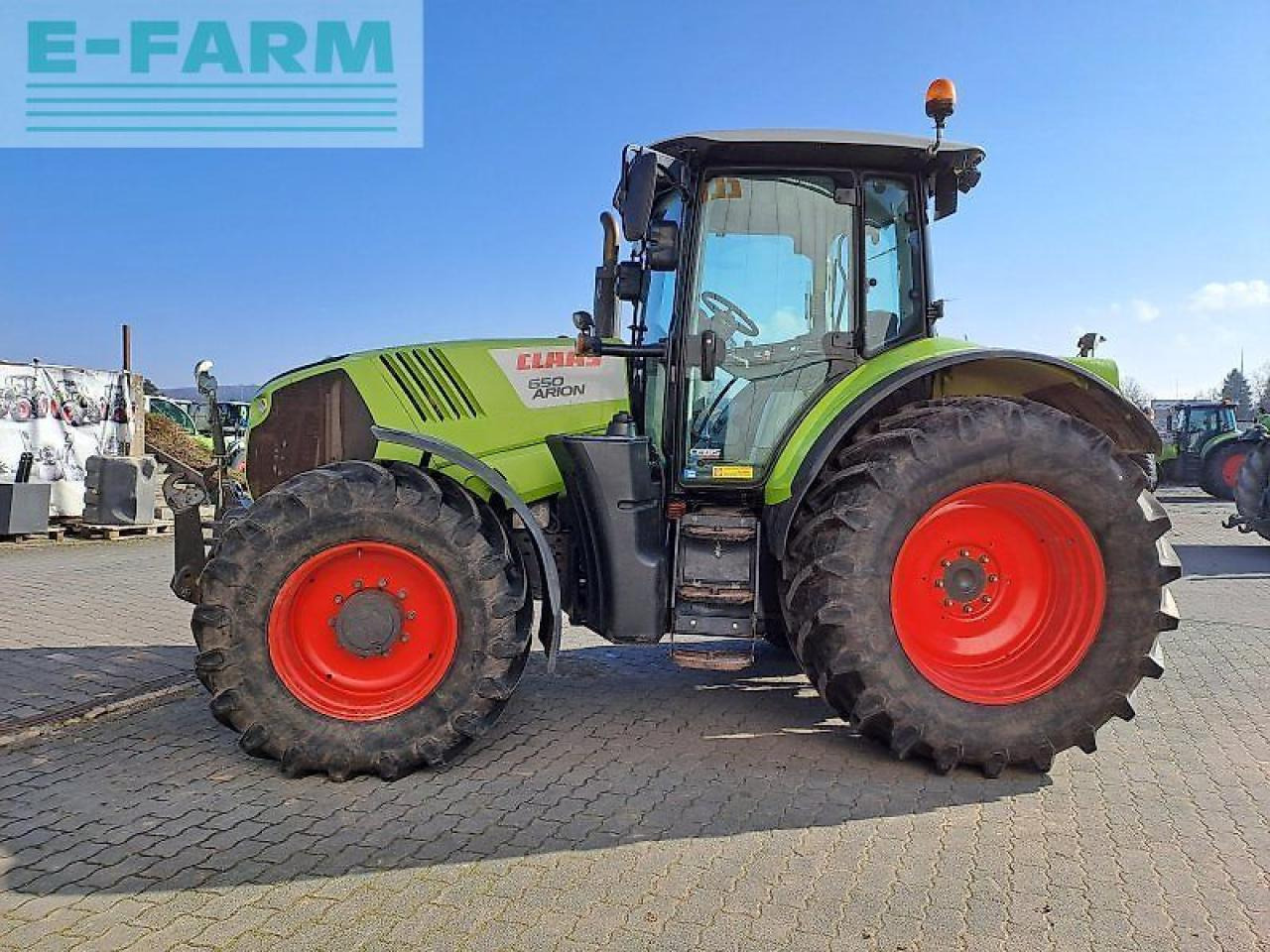 Tracteur agricole CLAAS arion 650 t4i