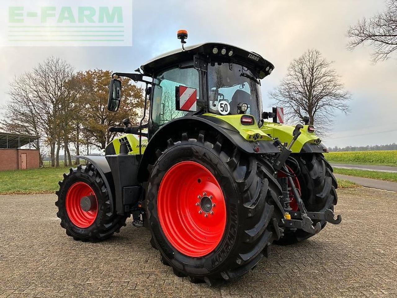 Tracteur agricole CLAAS arion 660