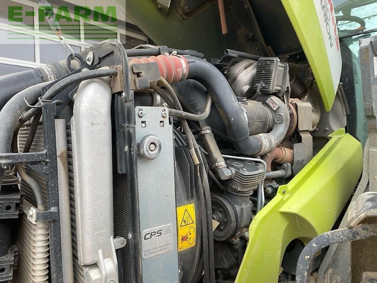 Tracteur agricole CLAAS arion 660