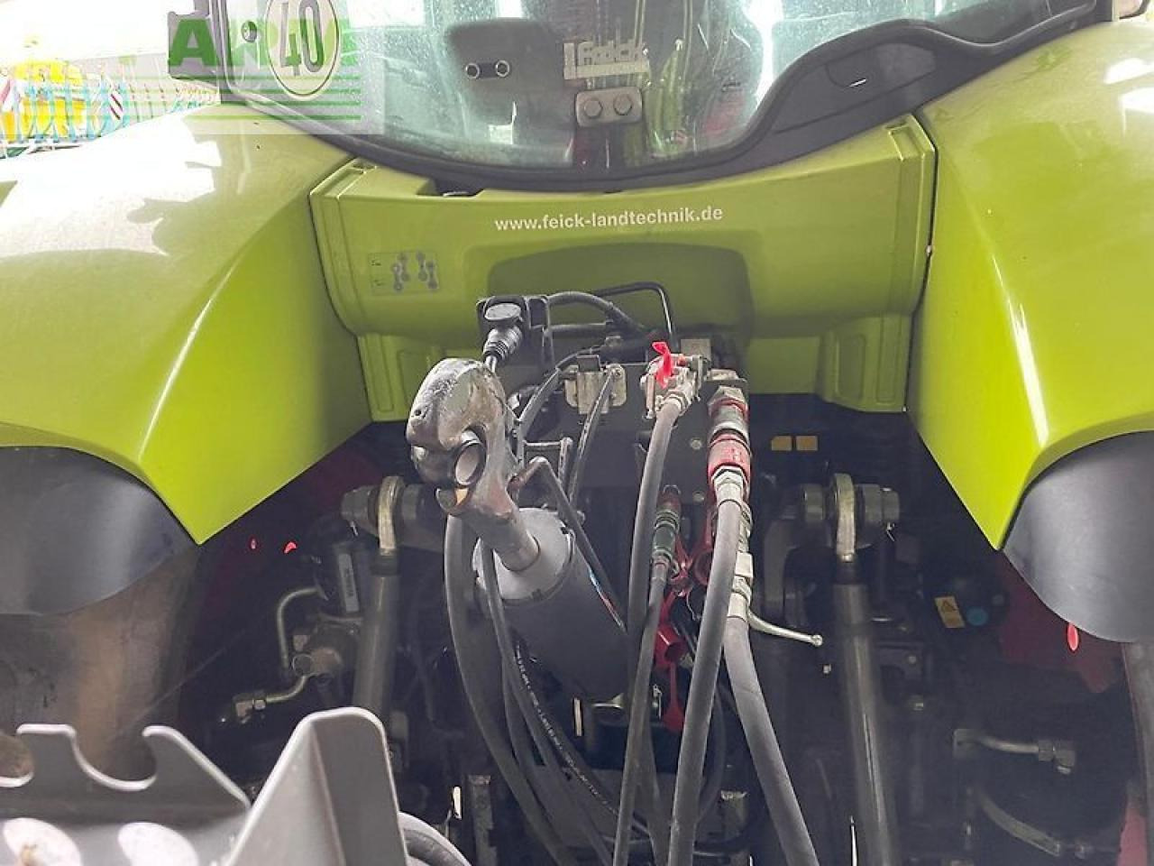 Tracteur agricole CLAAS arion 660