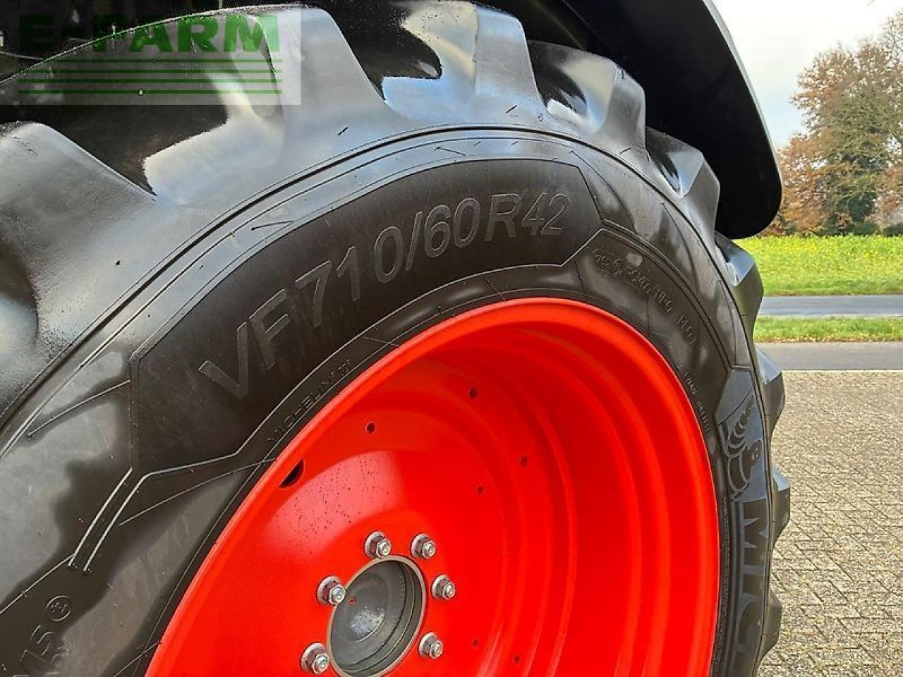 Tracteur agricole CLAAS arion 660