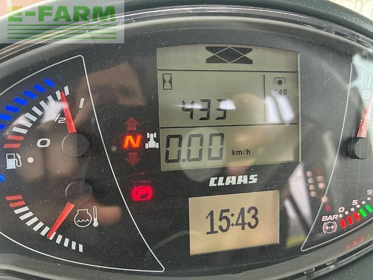 Tracteur agricole CLAAS arion 660