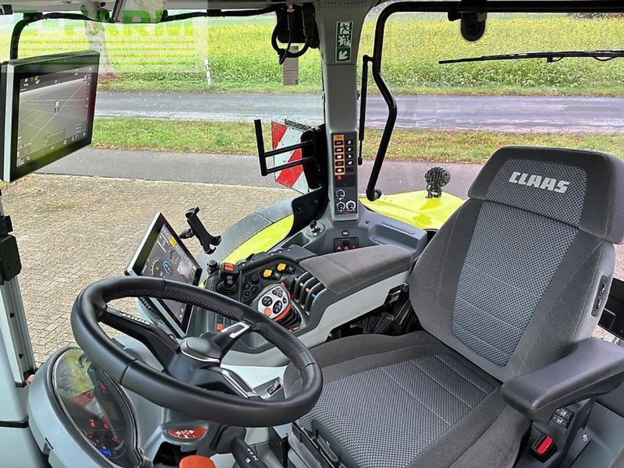 Tracteur agricole CLAAS arion 660