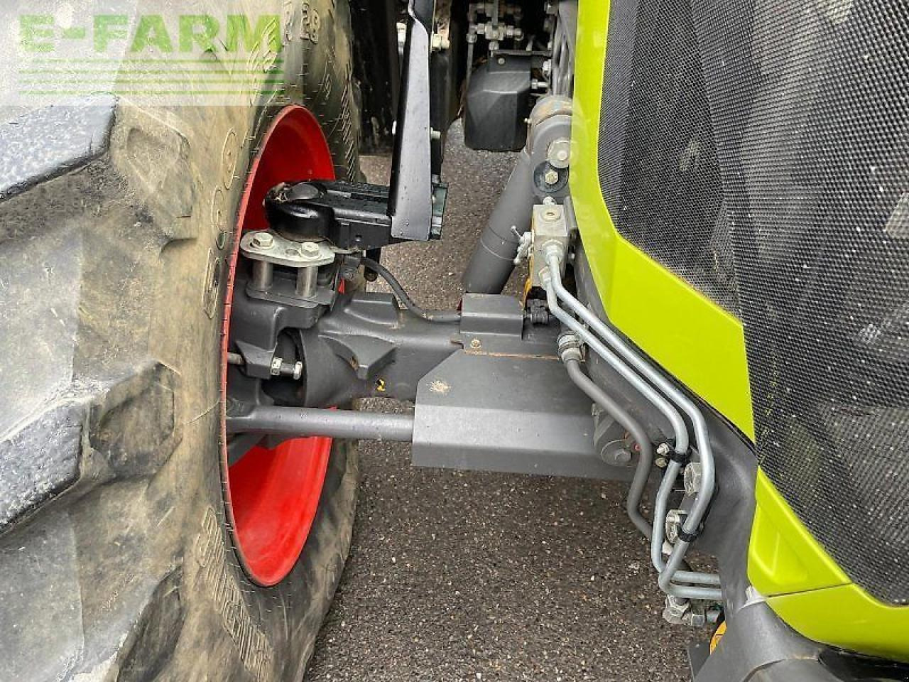 Tracteur agricole CLAAS arion 660 cis +