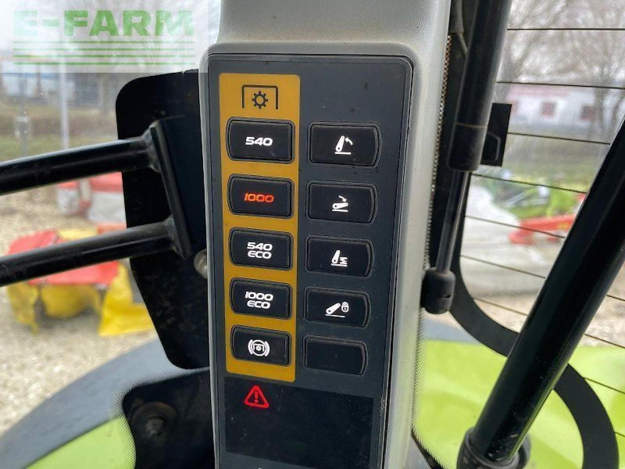Tracteur agricole CLAAS arion 660 cis + CMATIC CIS+
