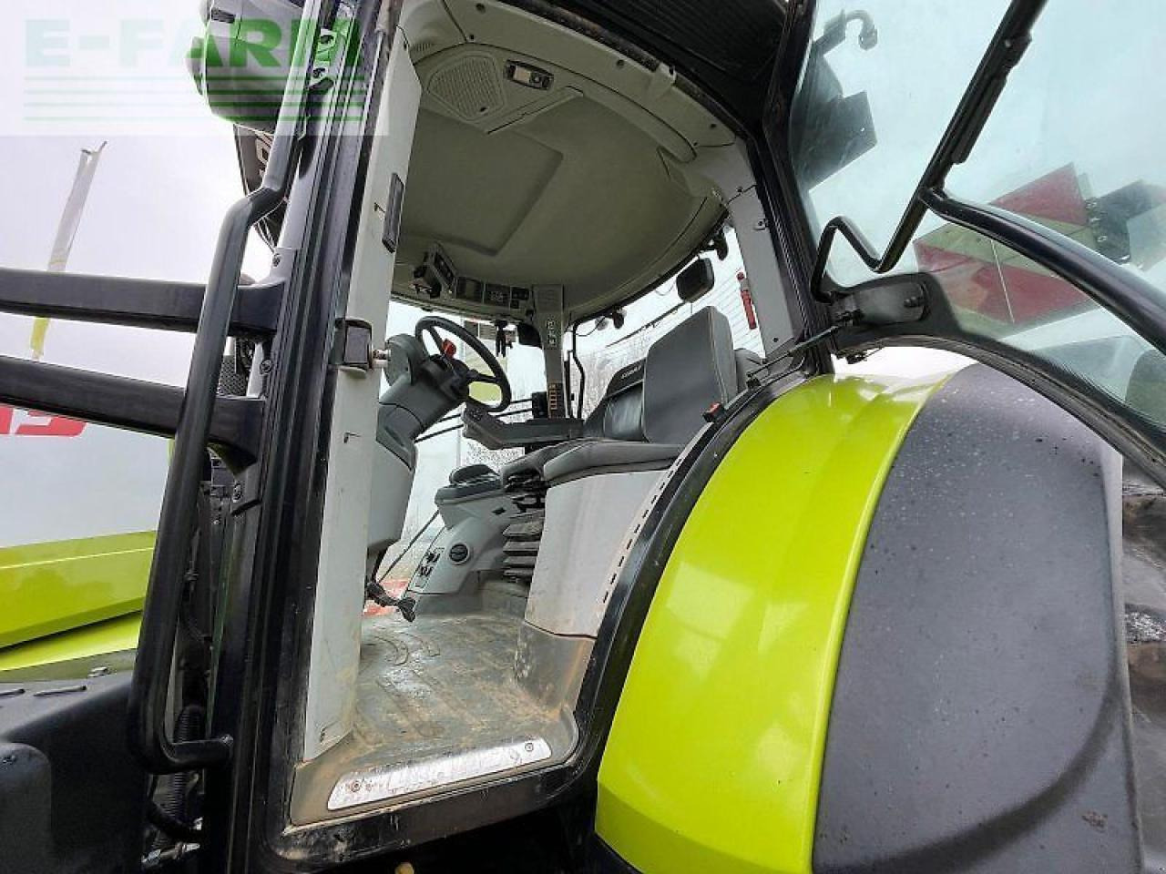 Tracteur agricole CLAAS arion 660 cis + CMATIC CIS+