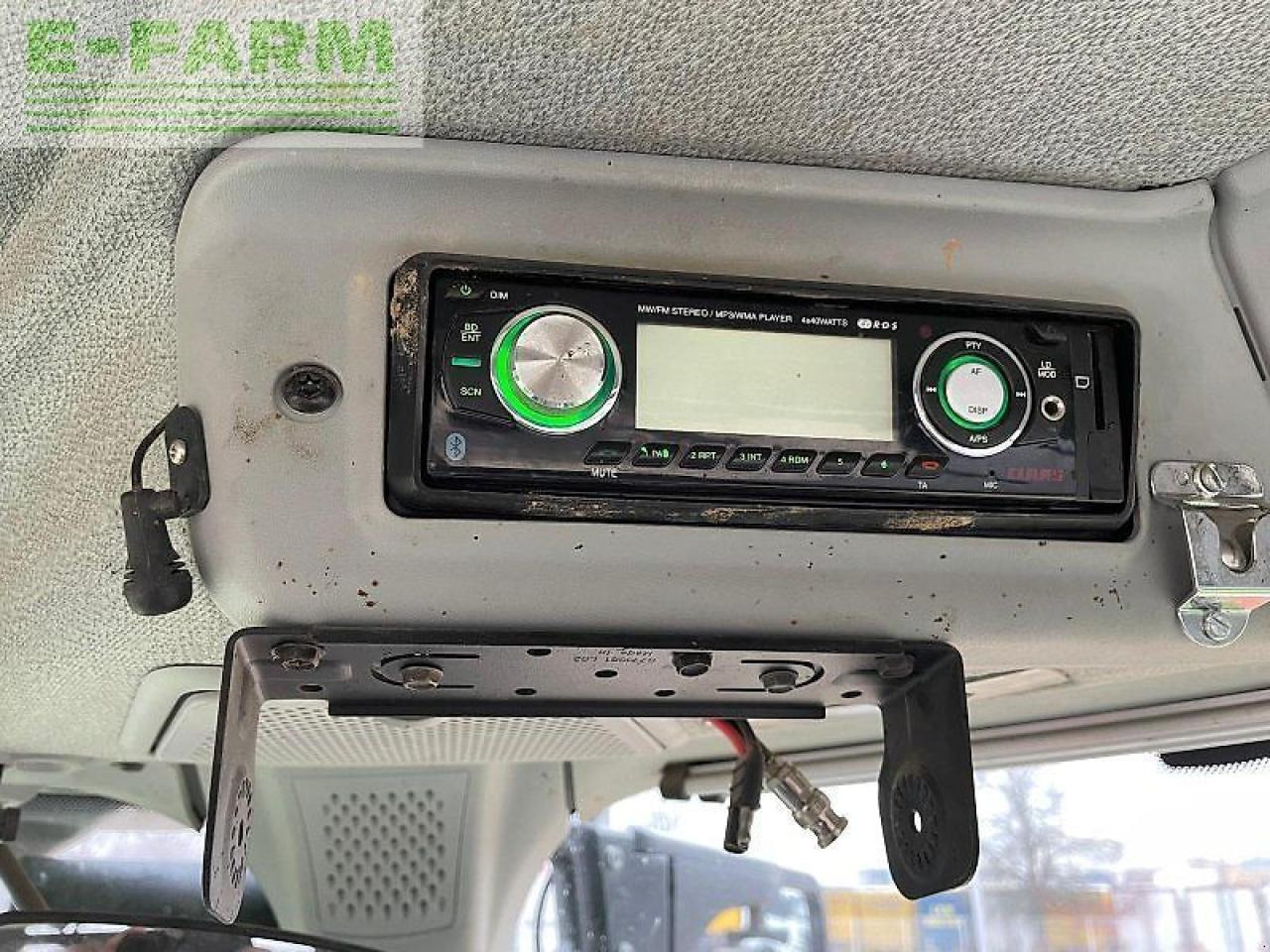 Tracteur agricole CLAAS arion 660 cis + CMATIC CIS+
