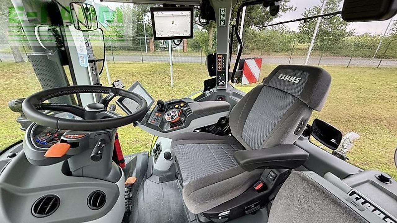 Tracteur agricole CLAAS arion 660 cmatic