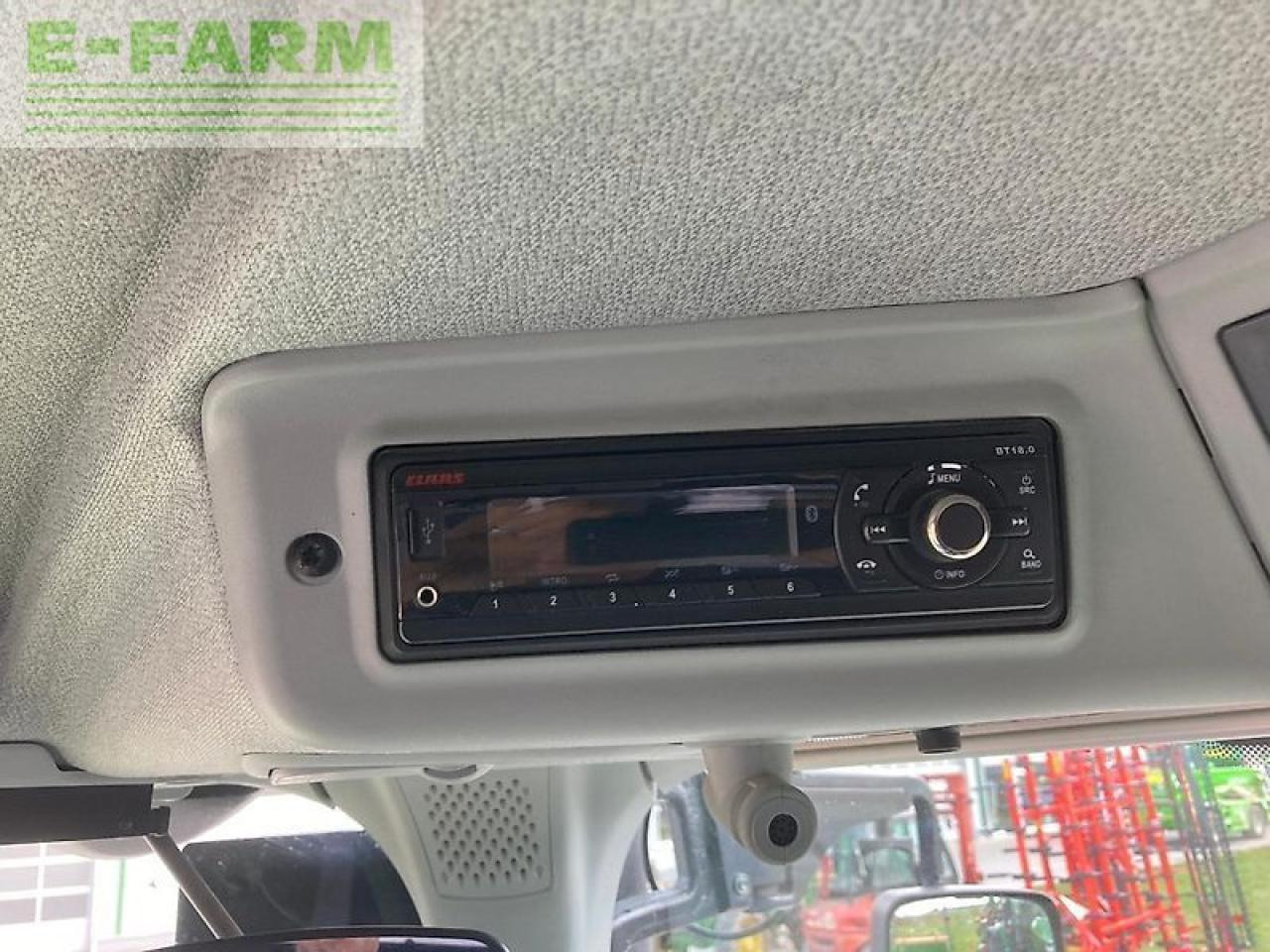 Tracteur agricole CLAAS arion 660 cmatic