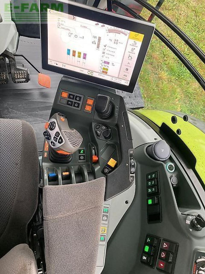 Tracteur agricole CLAAS arion 660 cmatic