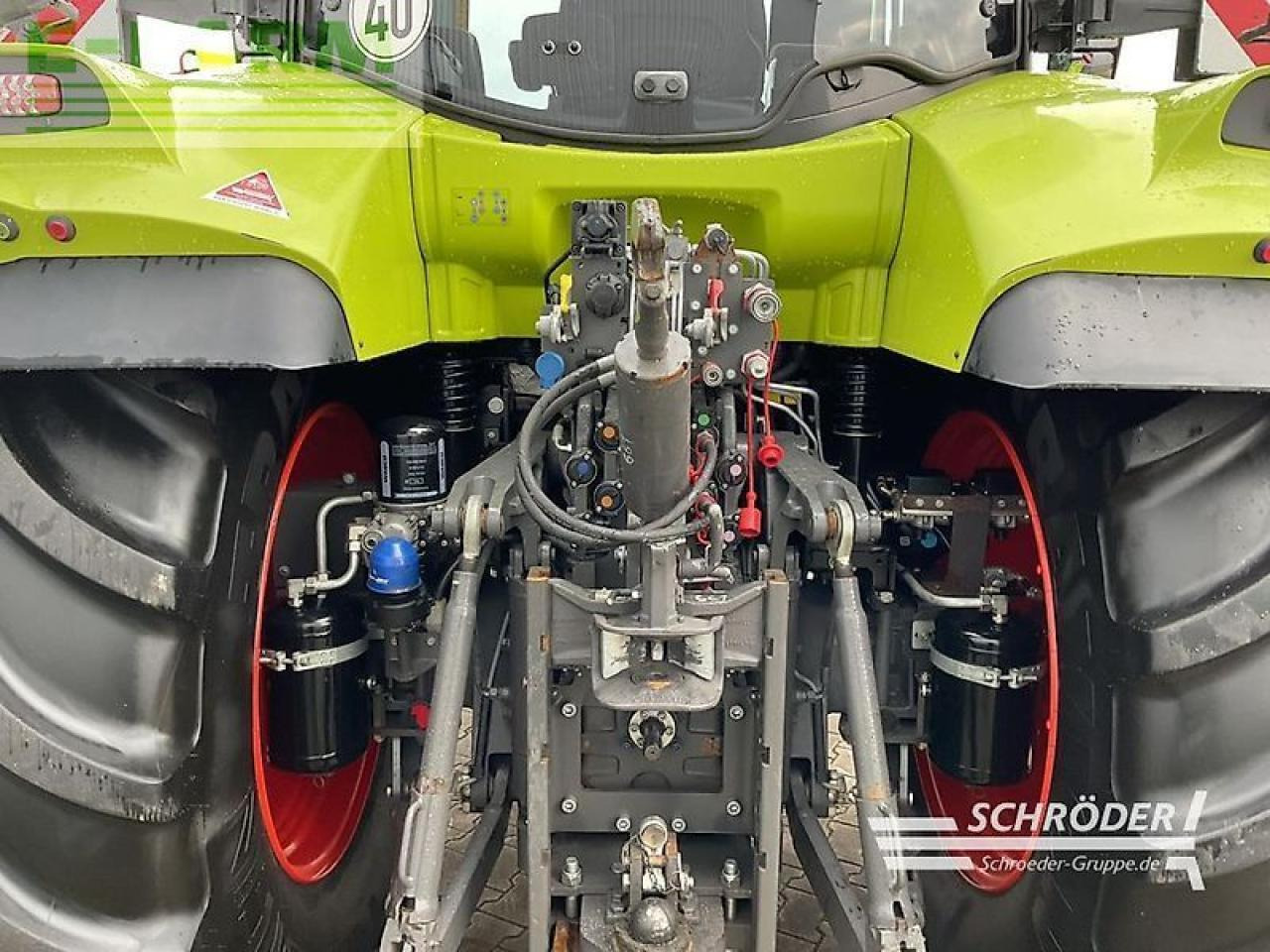 Tracteur agricole CLAAS arion 660 cmatic