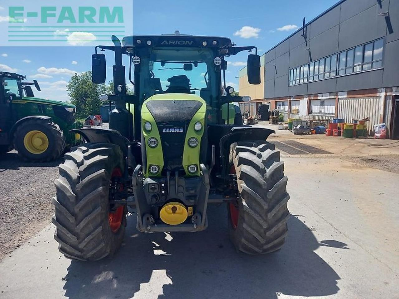 Tracteur agricole CLAAS arion 660 cmatic