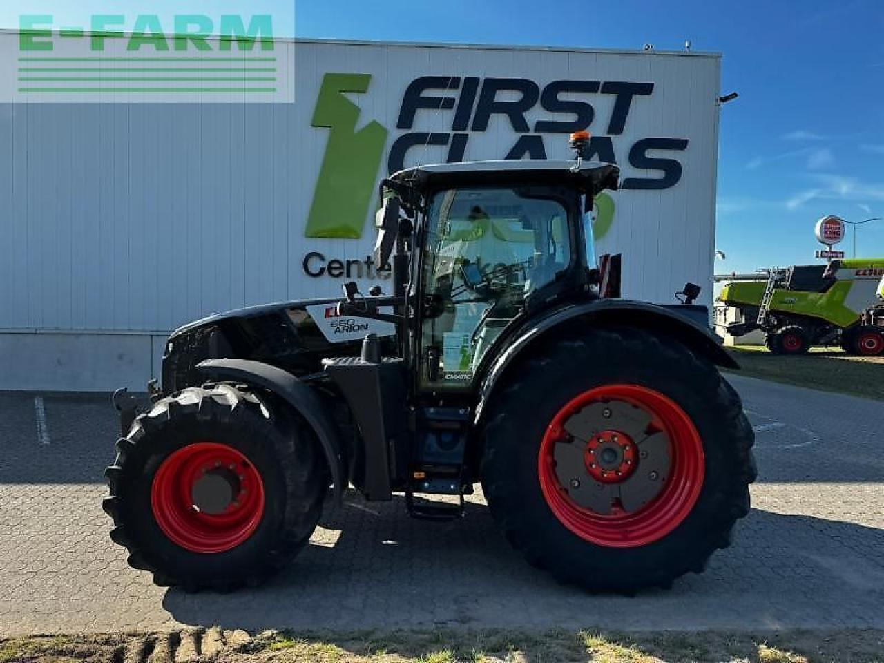 Tracteur agricole CLAAS arion 660 cmatic