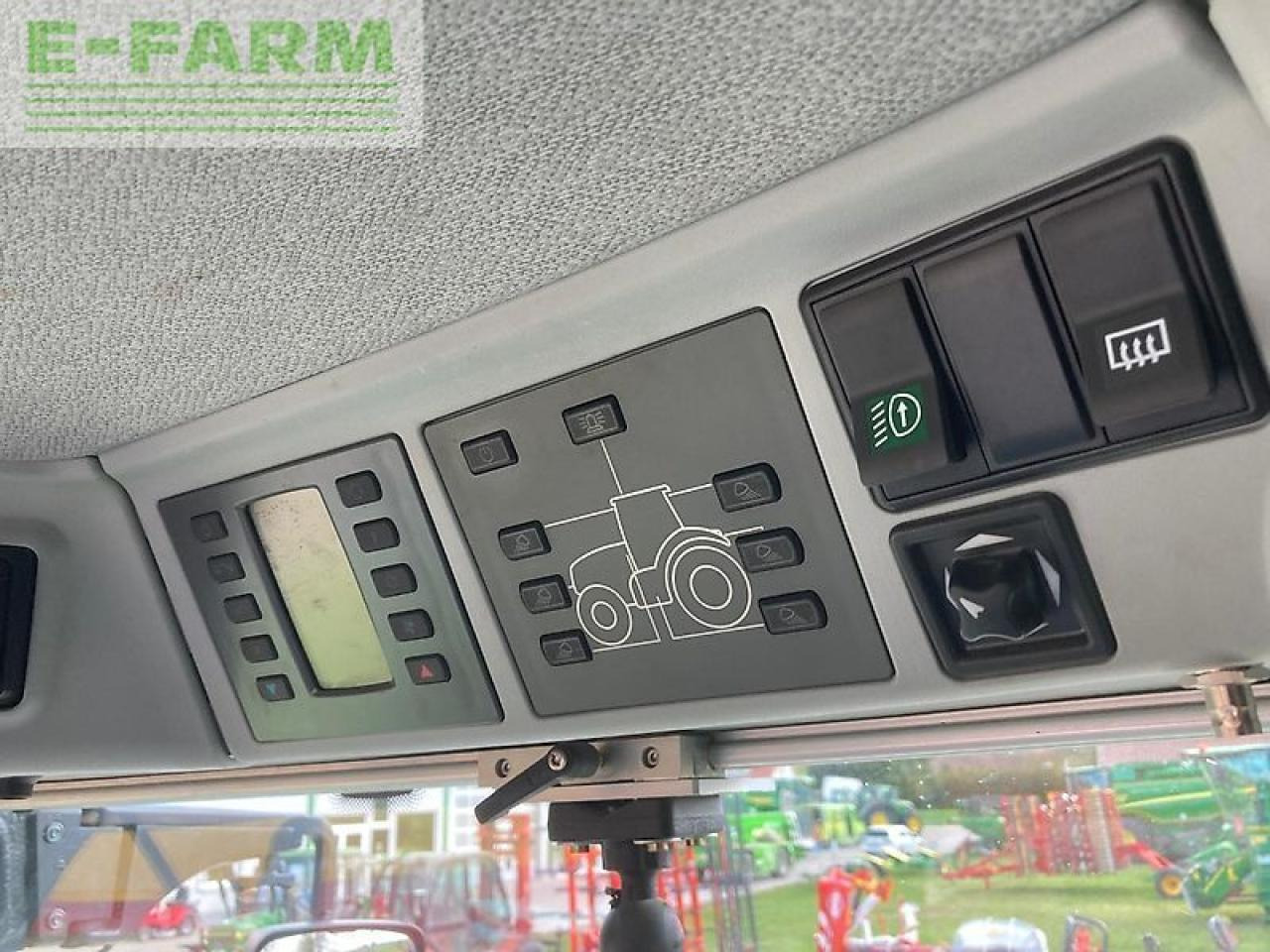 Tracteur agricole CLAAS arion 660 cmatic