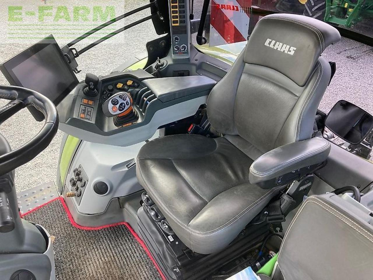 Tracteur agricole CLAAS arion 660 cmatic