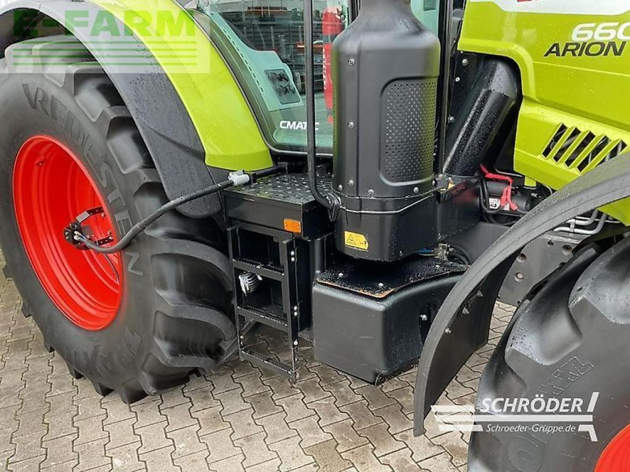 Tracteur agricole CLAAS arion 660 cmatic