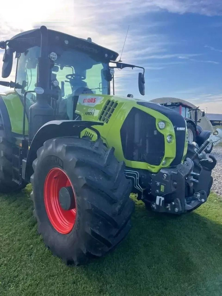 Tracteur agricole CLAAS arion 660 cmatic