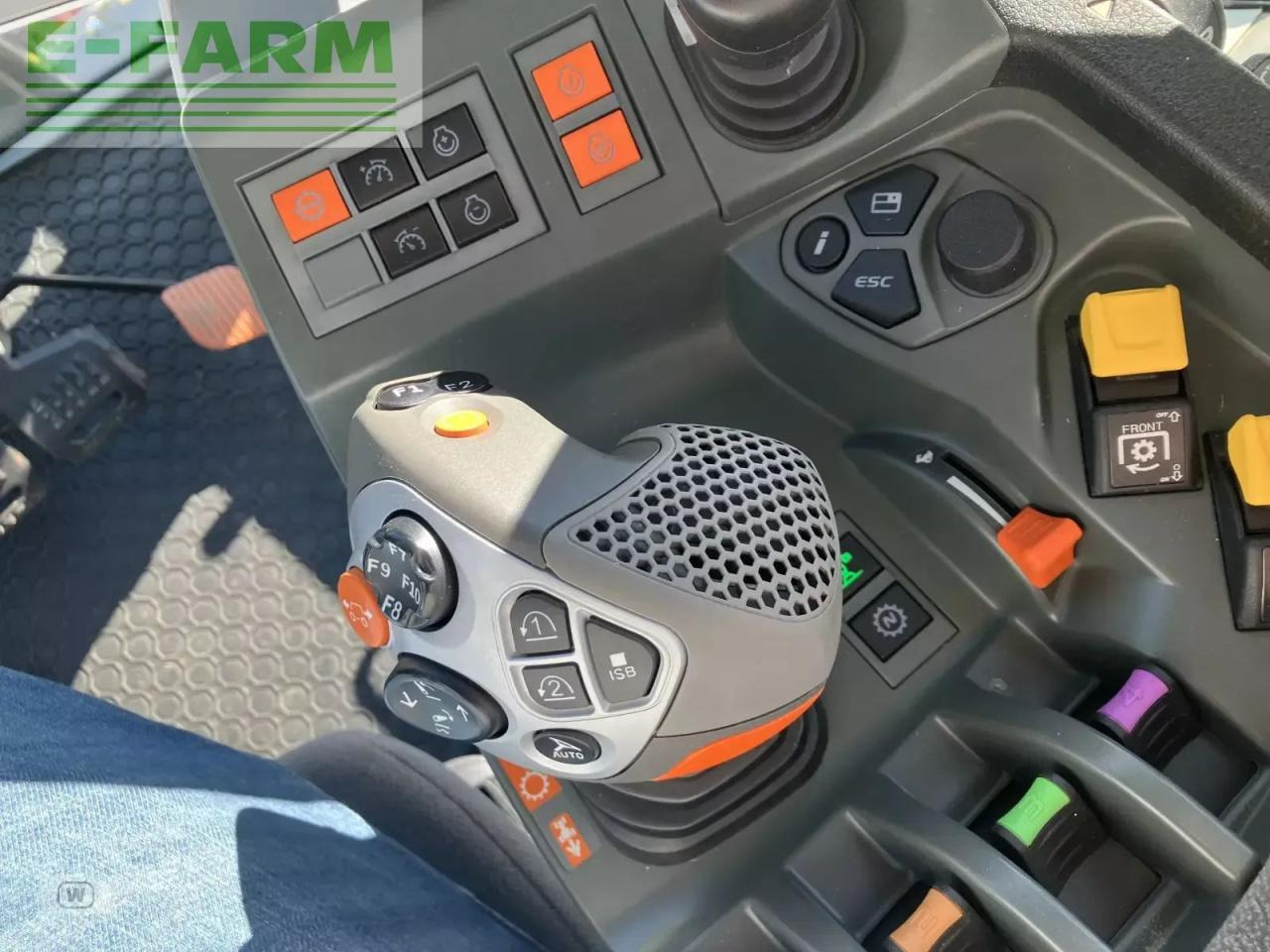 Tracteur agricole CLAAS arion 660 cmatic cebis CMATIC CEBIS