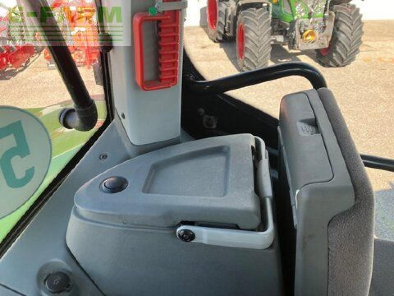 Tracteur agricole CLAAS arion 660 cmatic cebis CMATIC CEBIS