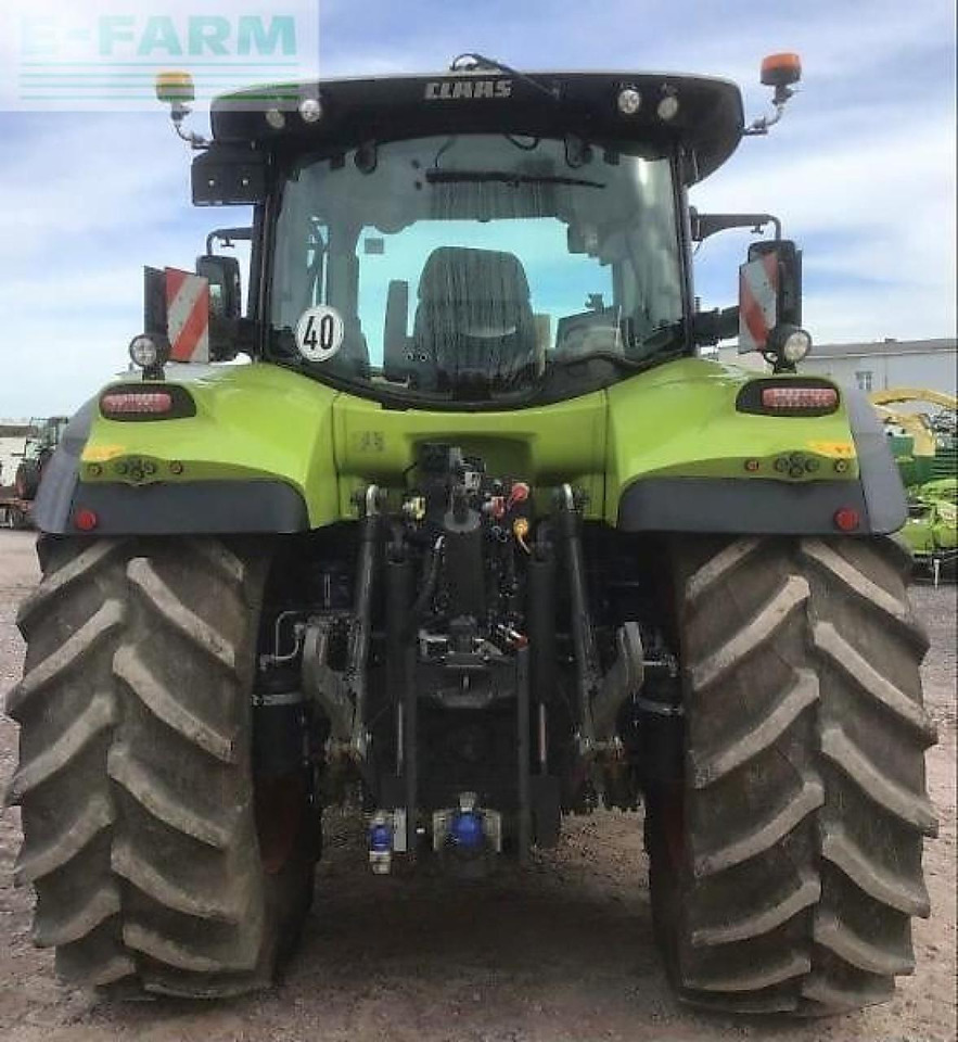 Tracteur agricole CLAAS arion 660 cmatic focus