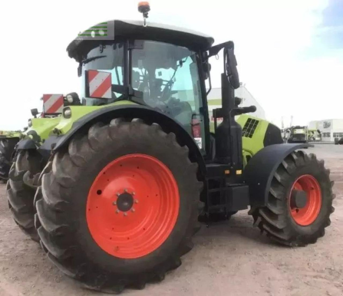 Tracteur agricole CLAAS arion 660 cmatic focus