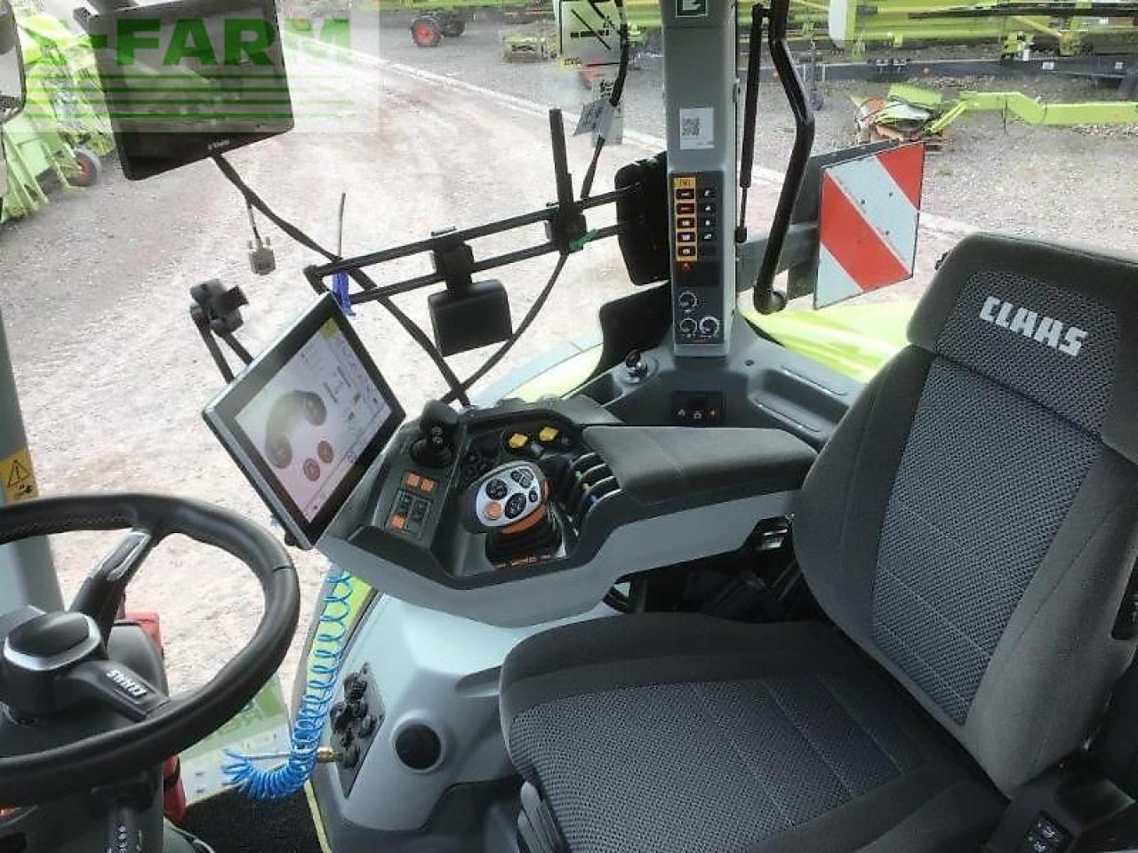 Tracteur agricole CLAAS arion 660 cmatic focus
