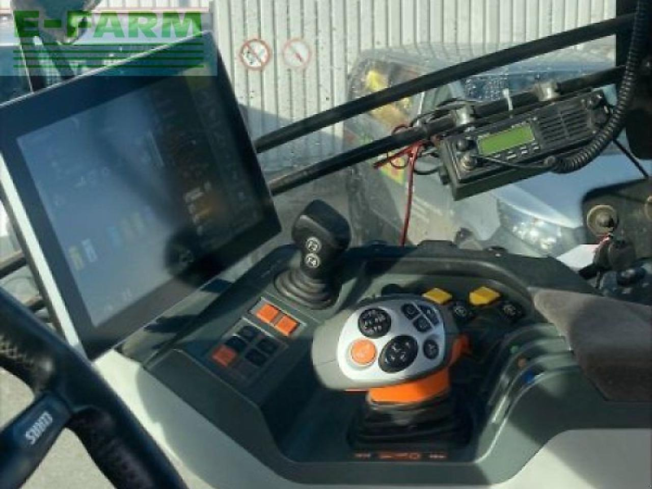 Tracteur agricole CLAAS arion 660 cmatic - st v first