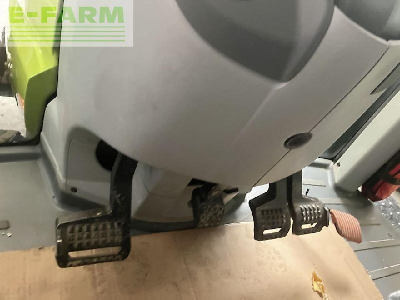 Tracteur agricole CLAAS arion 660 cmatic - st v first