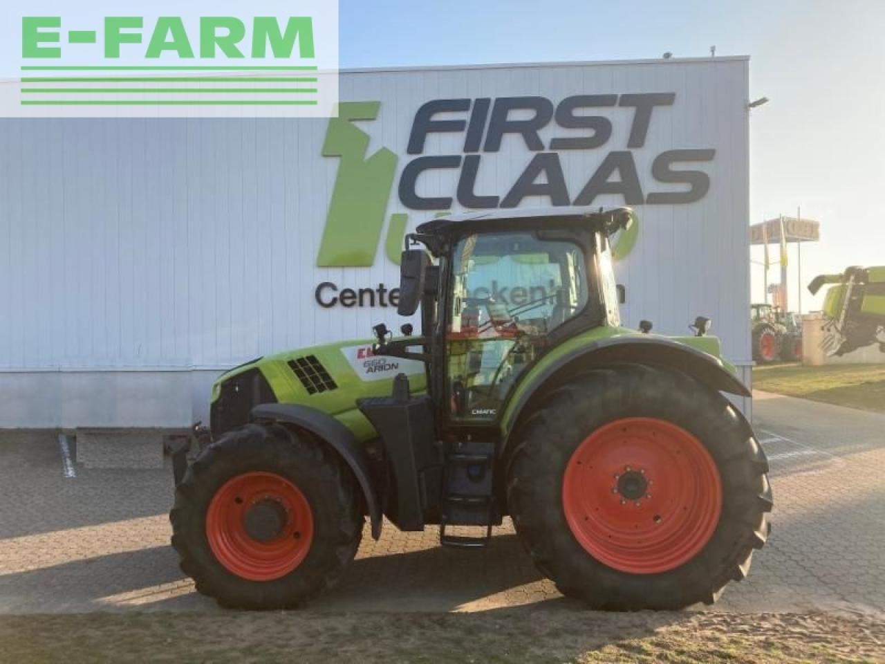 Tracteur agricole CLAAS arion 660 st4 cmatic