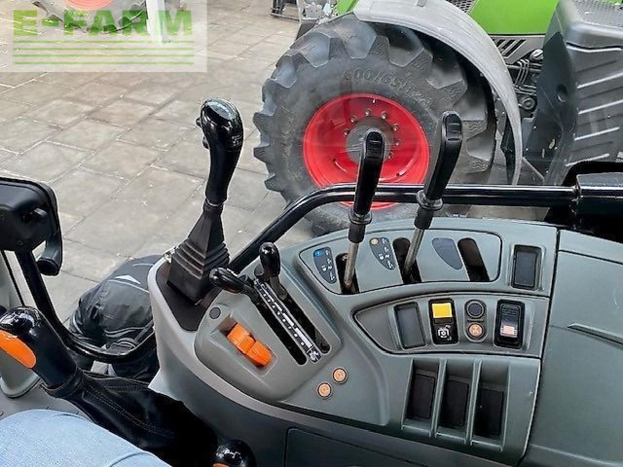 Tracteur agricole CLAAS atos 220