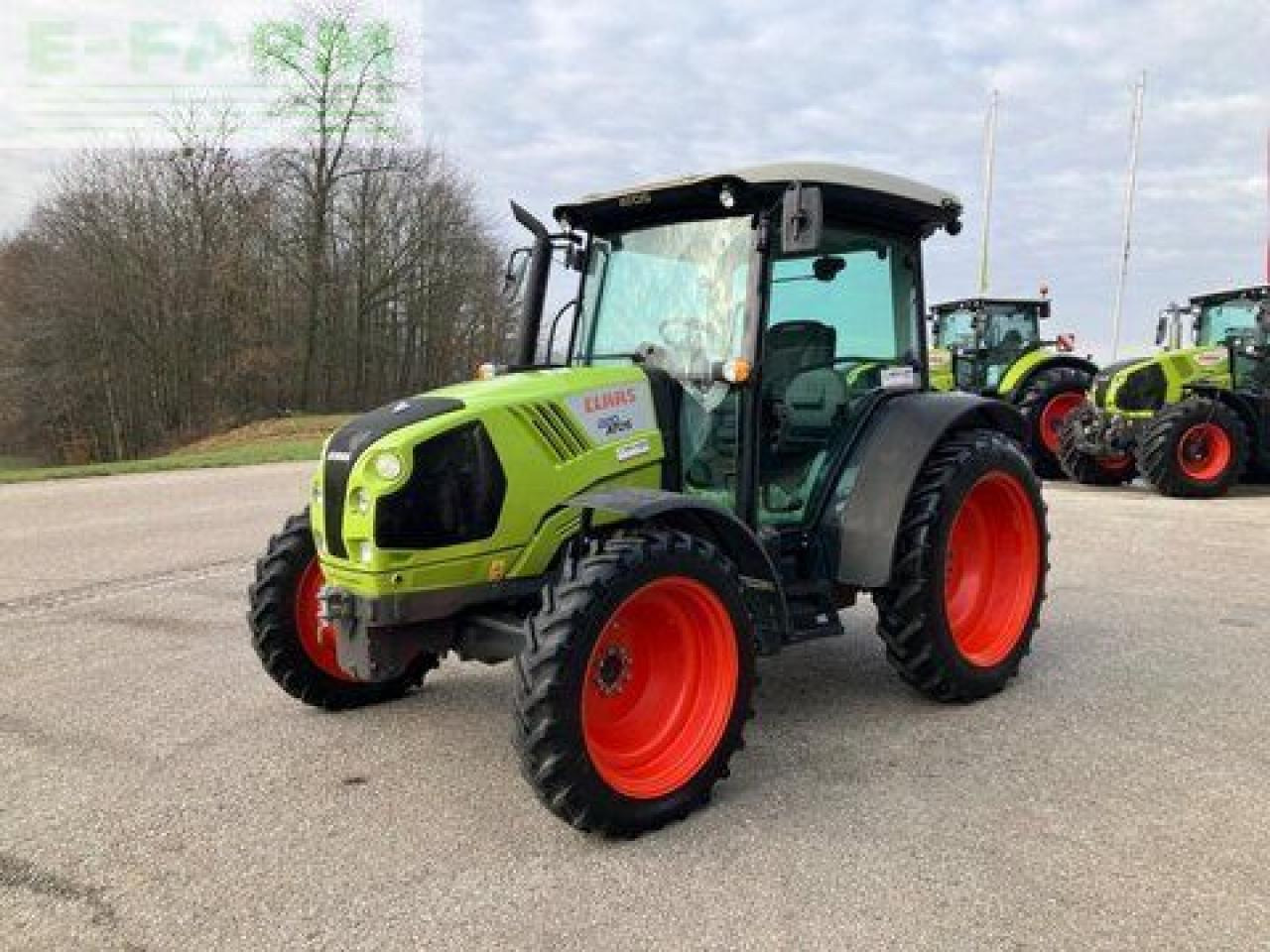 Tracteur agricole CLAAS atos 220