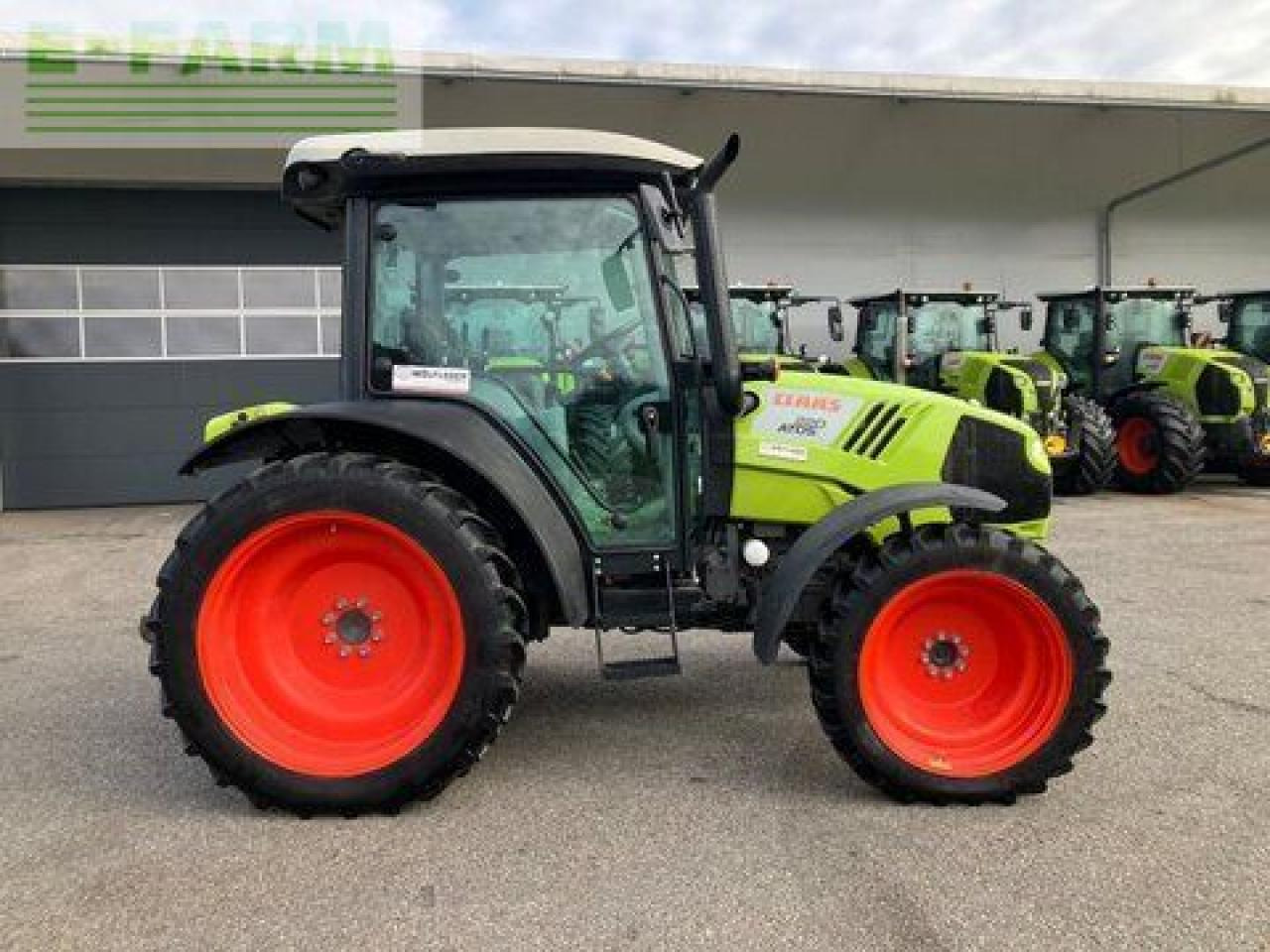 Tracteur agricole CLAAS atos 220