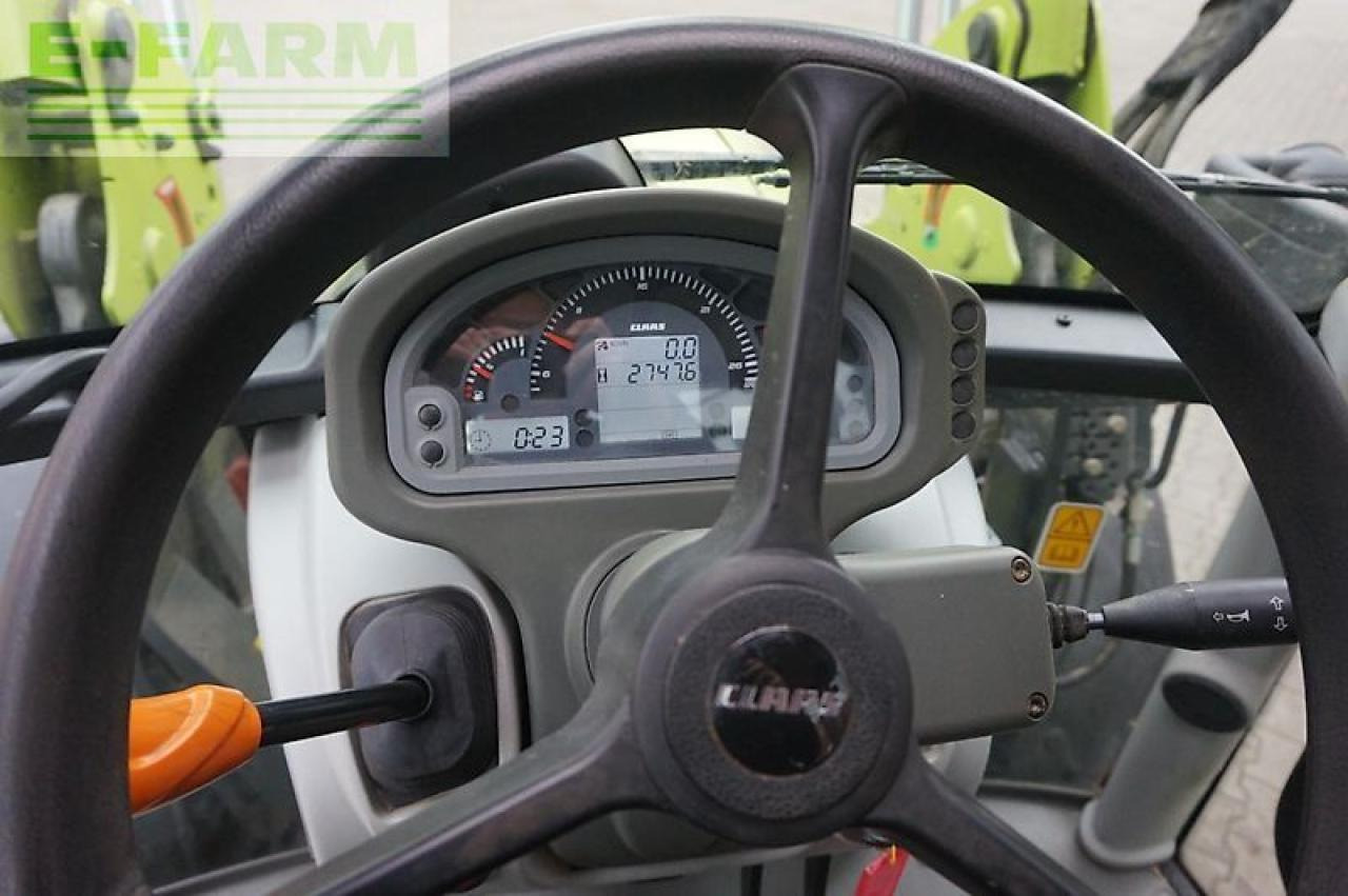 Tracteur agricole CLAAS atos 230