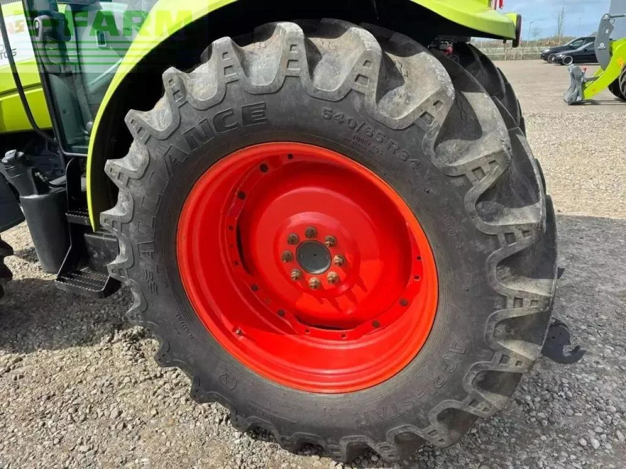 Tracteur agricole CLAAS atos 340