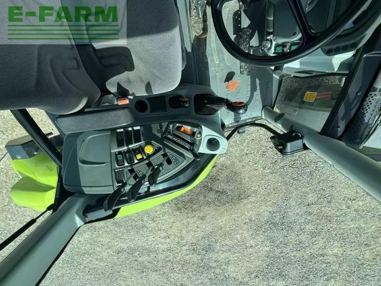 Tracteur agricole CLAAS atos 340